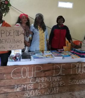 Distribution Fournitures scolaires Bafoussam (Ouest Cameroun) 13 Août 2017