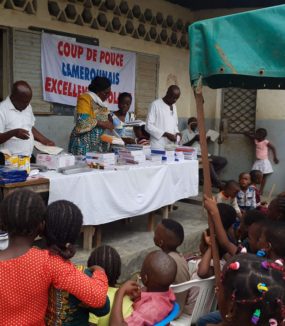 Distribution fournitures et prix à 205 élèves de l’école Publique de NGWELE 9 Août 2018