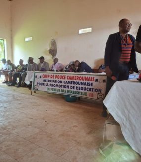 Distribution de fournitures scolaires dans la vile de BAHOUANG (Août 2025)
